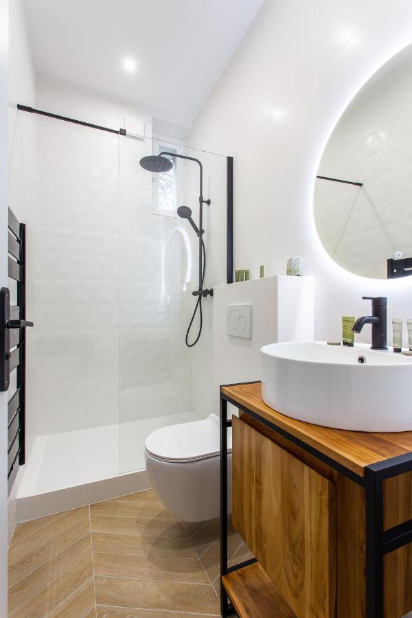 Luxury Home In Parigi Esterno foto
