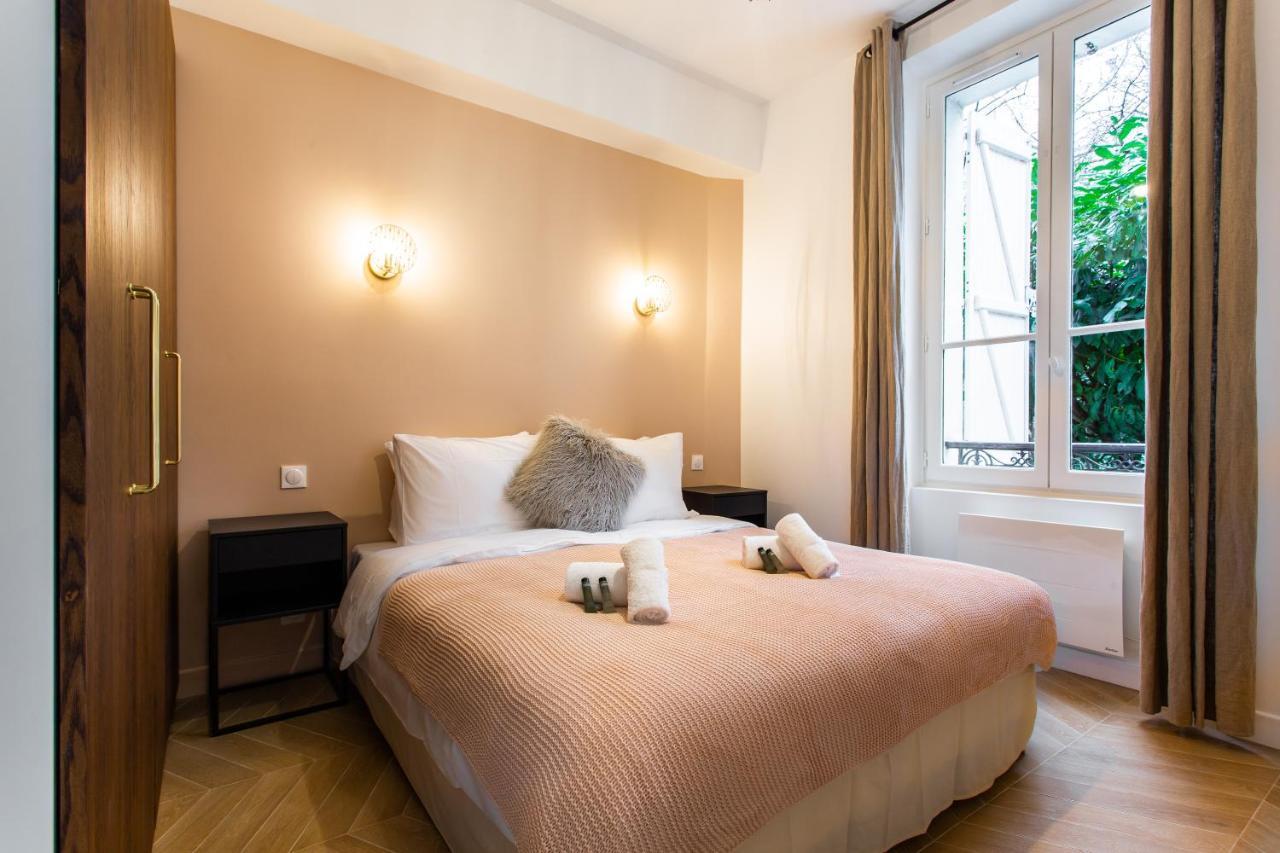 Luxury Home In Parigi Esterno foto